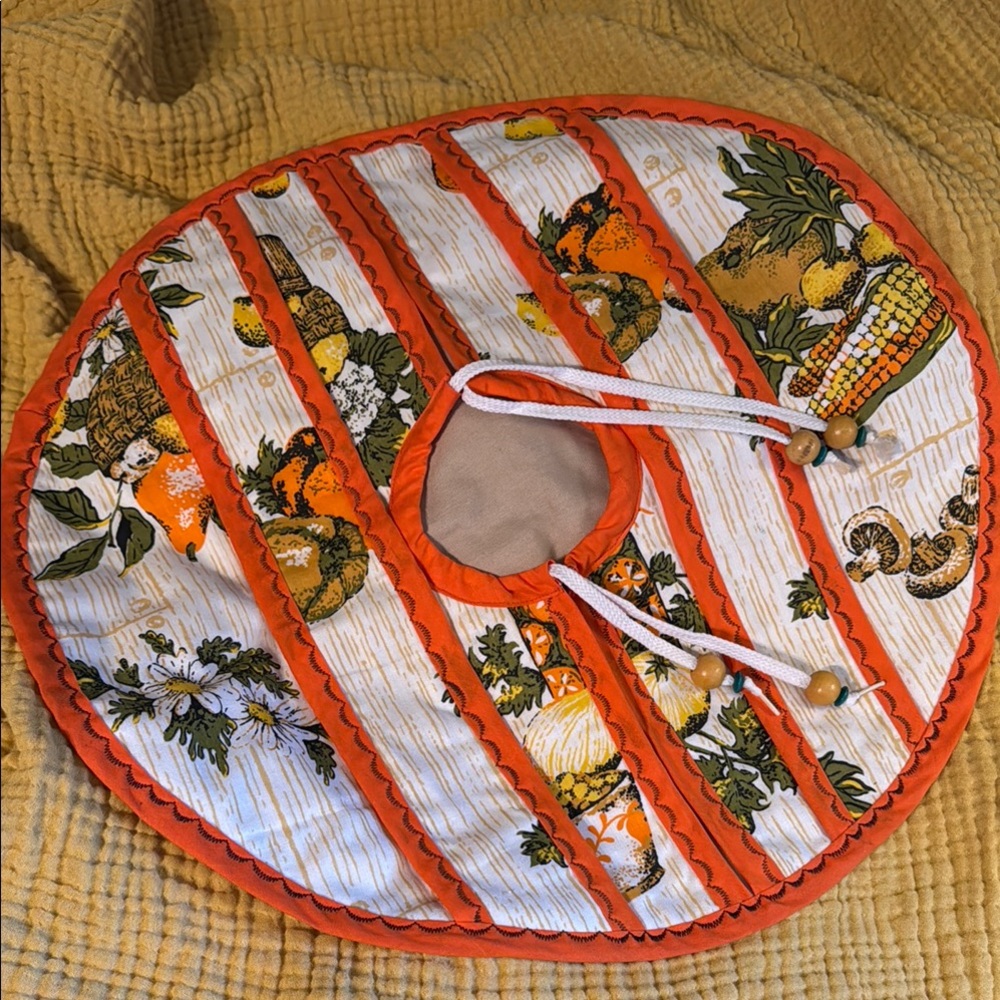 Vintage Style Casserole Caddy